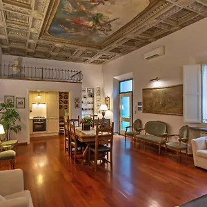 Mdr Antinori Apartamento